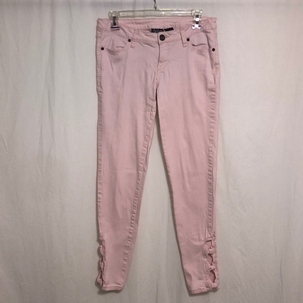 *SOLD* Pastel Pink Ankle Bow Skinny Jeans